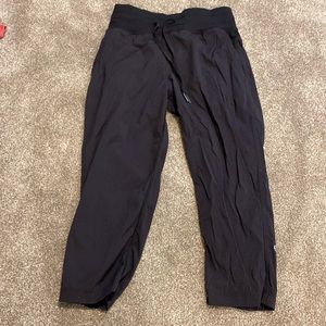 Like new black dance studio lululemon capris size 4